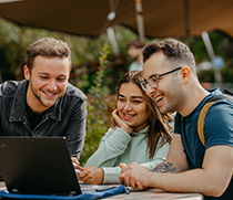 Zum Studienorientierungstag werden die Fragen von Studieninteressierten digital beantwortet.